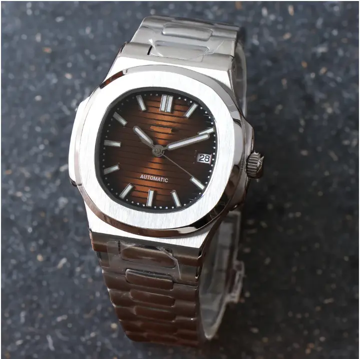 naut marron 2.webp